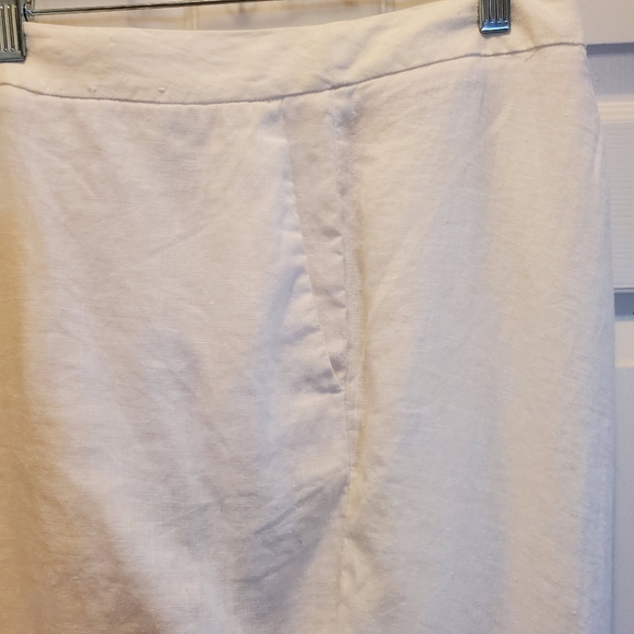 * Plus Size Linen Walking Shorts, Sz 26 - Picture 4 of 7
